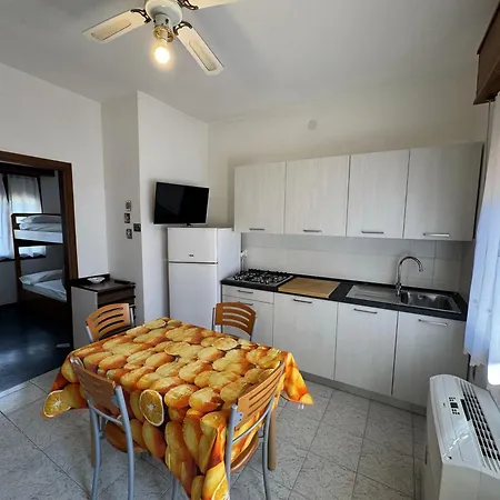 公寓 4 Giovanni Versolatto 利尼亚诺萨比亚多罗